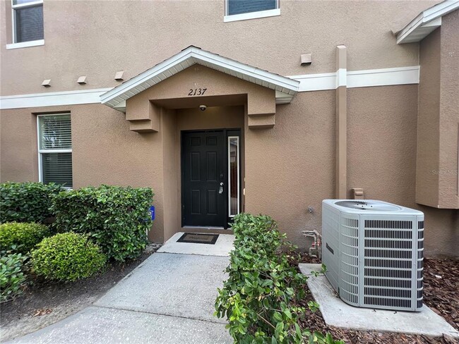 Building Photo - 2137 Betsy Ross Ln