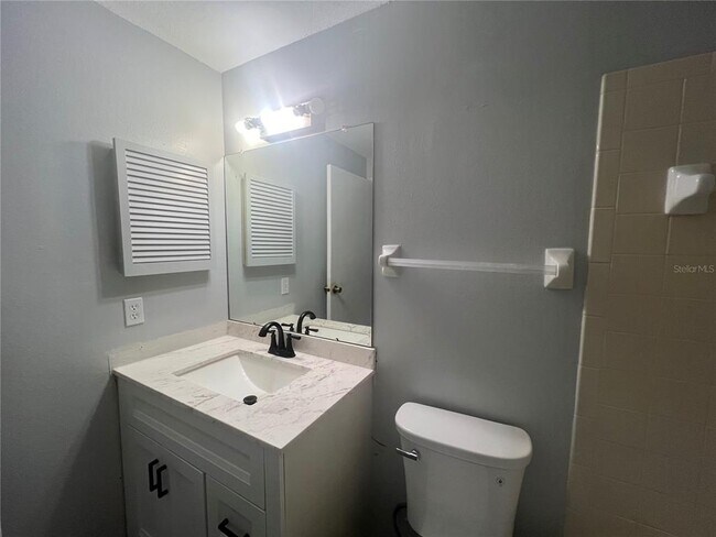 Building Photo - 4022 Beaver Ln