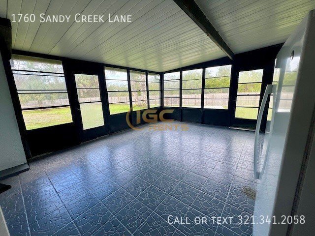 Building Photo - 1760 Sandy Creek Ln