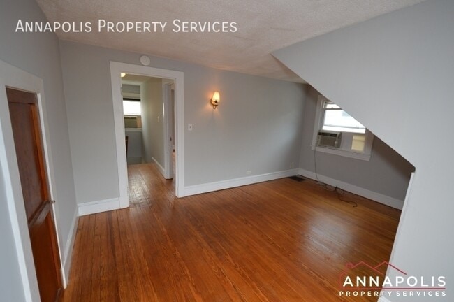 Building Photo - 117 Smith Ave