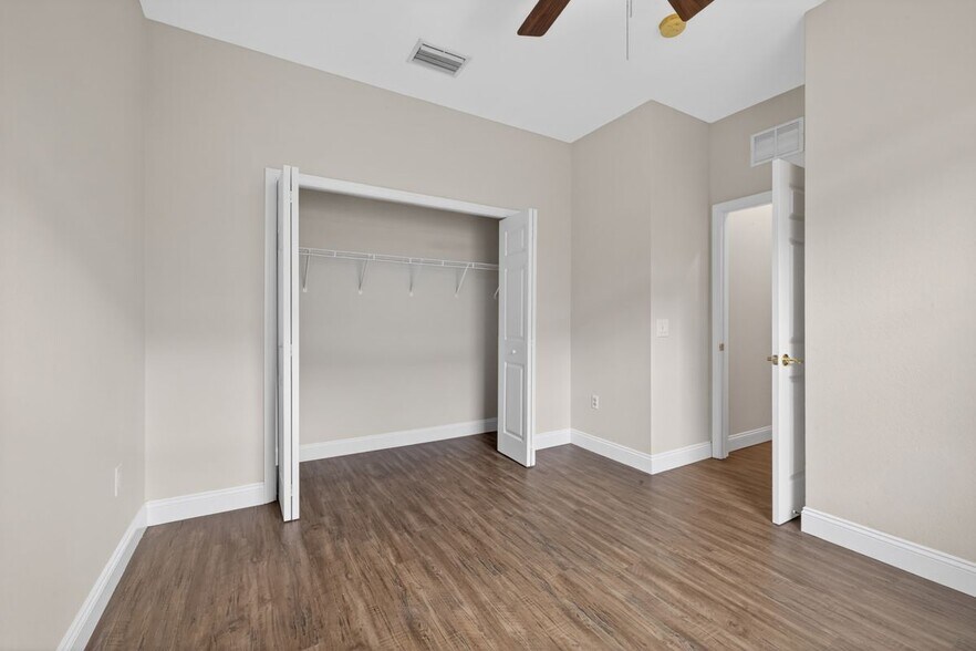 Building Photo - 14214 Manchester Dr