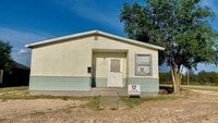 Building Photo - $0 First Month's Rent / $0 Deposit at Move-in
