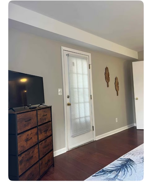 Building Photo - 3017 Winterberry Dr