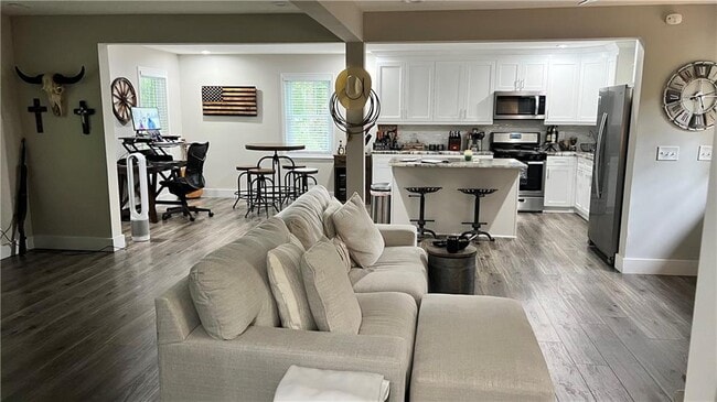 Building Photo - 1039 Washington Ave