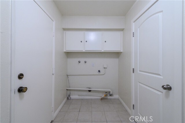 Building Photo - 21786 Santaquin Dr