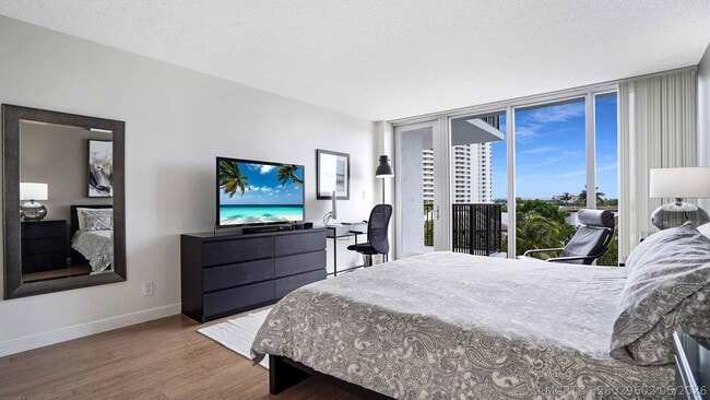 Building Photo - 4750 S Ocean Blvd