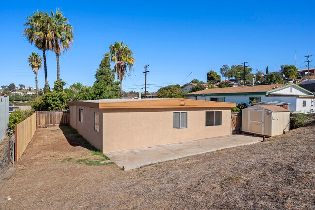 Building Photo - 5415 Lenox Dr