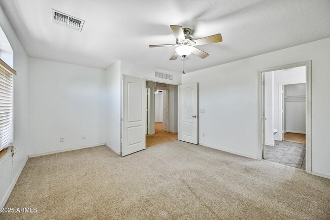 Building Photo - 12925 W Fleetwood Ln