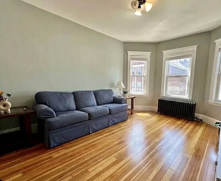 Building Photo - 64 Parkton Rd