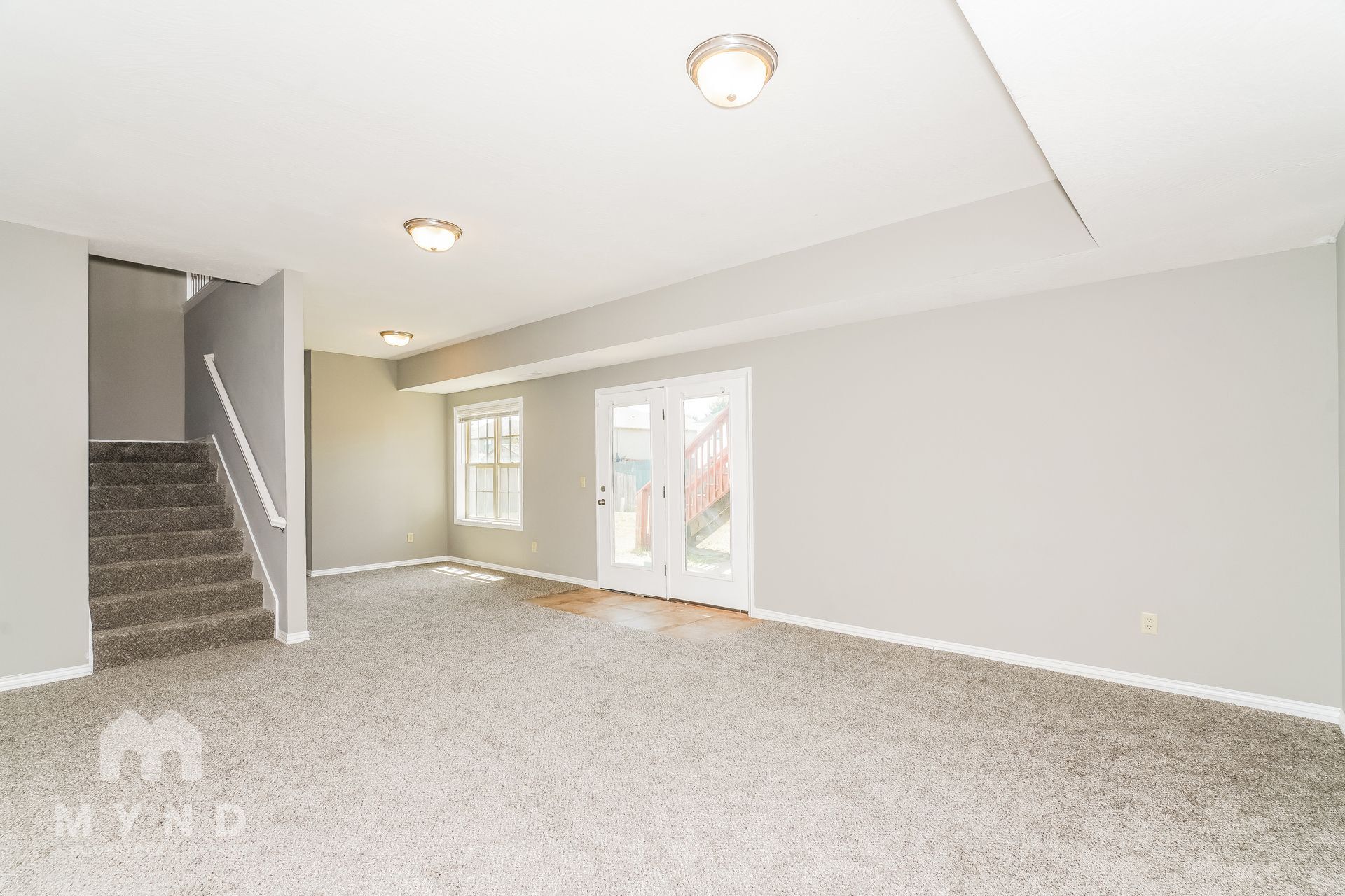 Building Photo - 4674 Oneida Dr