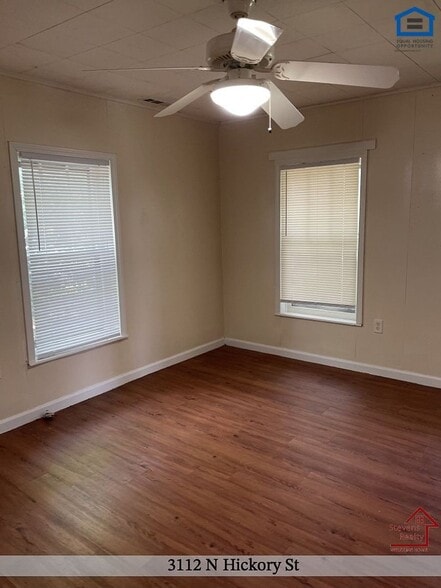 Building Photo - 3112 N Hickory St