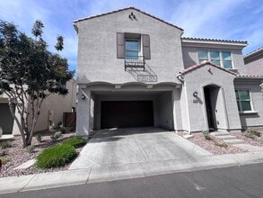 Building Photo - 1152 E Newland Dr