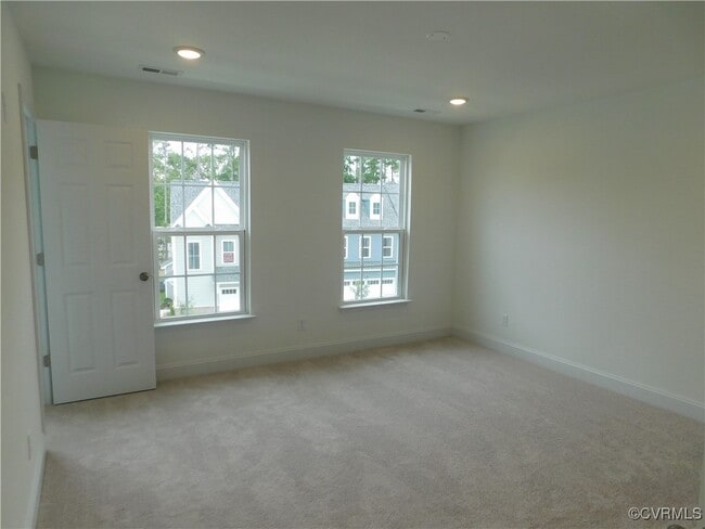 Building Photo - 7004 Leire Ln