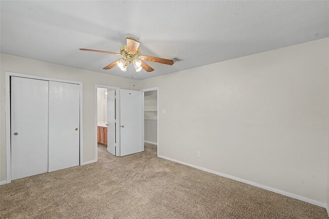 Building Photo - 1111 Auburn View Ln