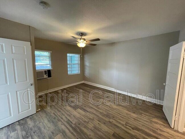 Building Photo - 1028 E 17th Ave