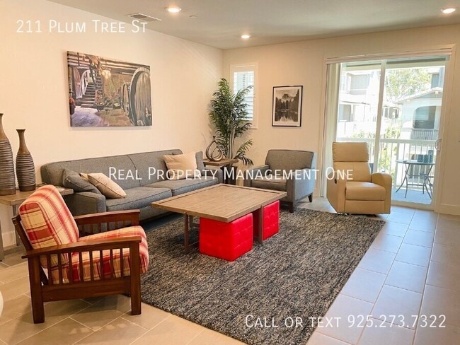 Building Photo - 211 Plum Tree St