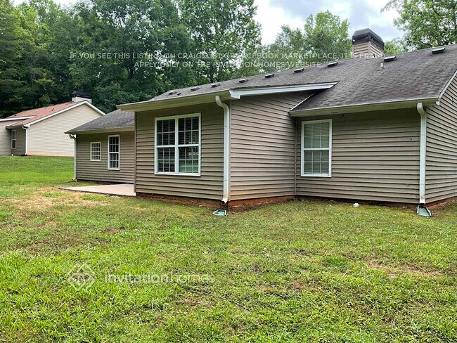 Building Photo - 4952 Bird Rd