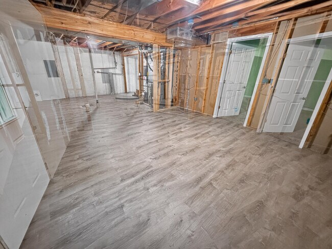 Building Photo - 5318 Godas Cir