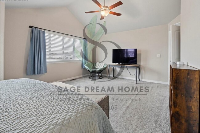 Building Photo - Beautiful 5 Bed + Office Home with 3-Car Garage in Desirable Lorson Ranch!