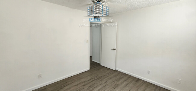 Building Photo - Serene 2-Bed, 2-Bath Retreat: Your Dream H...