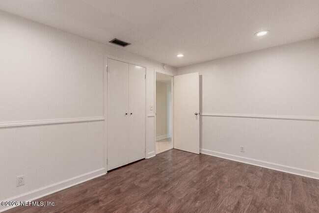 Building Photo - 1205 16th St N