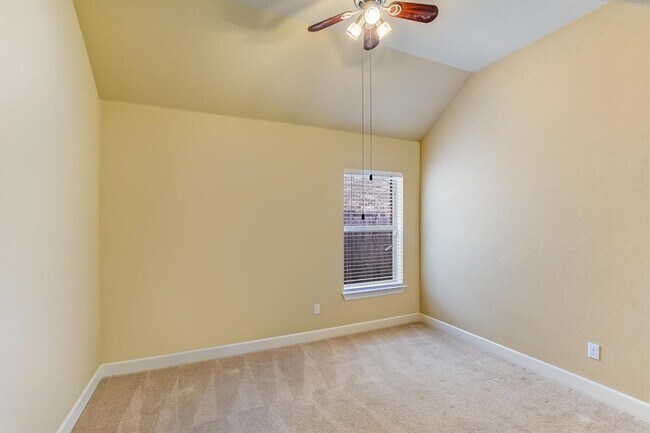 Building Photo - 203 Gaspar Bend