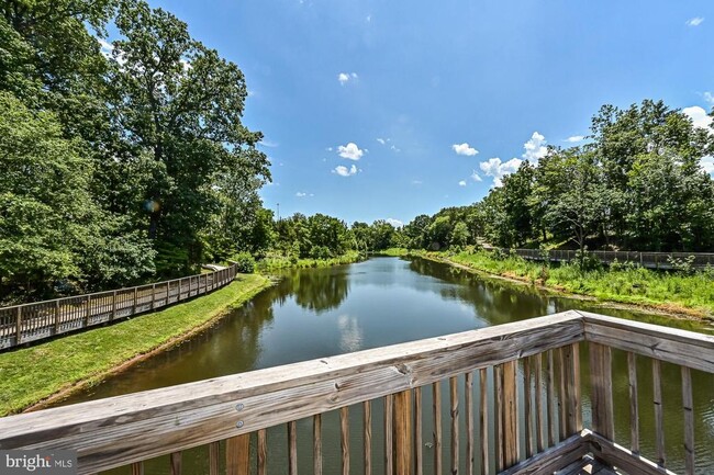 Building Photo - 4808 Garden View Ln