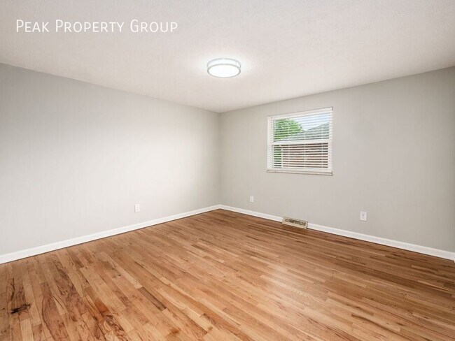 Building Photo - 1022 Folkstone Road-1022 F