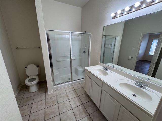 Building Photo - 2110 Fresia Ln