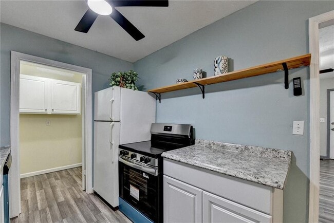 Building Photo - 103 Dogwood Ln