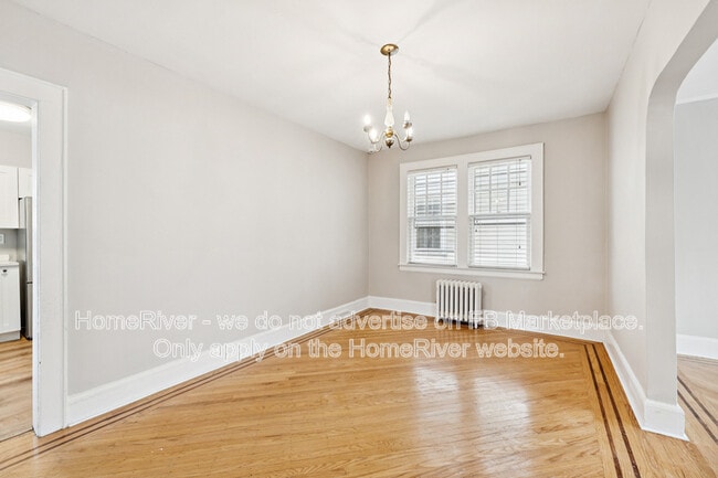 Building Photo - 11 Cedar St