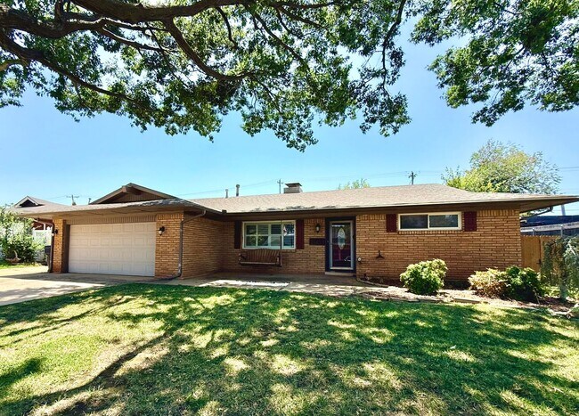 Building Photo - 3724 NW 64th St