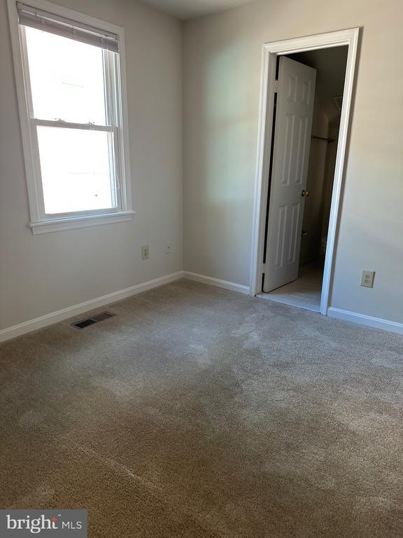 Building Photo - 529 Colecroft Ct