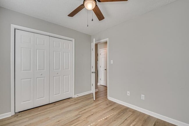 Building Photo - 3390 Monte Carlo Dr