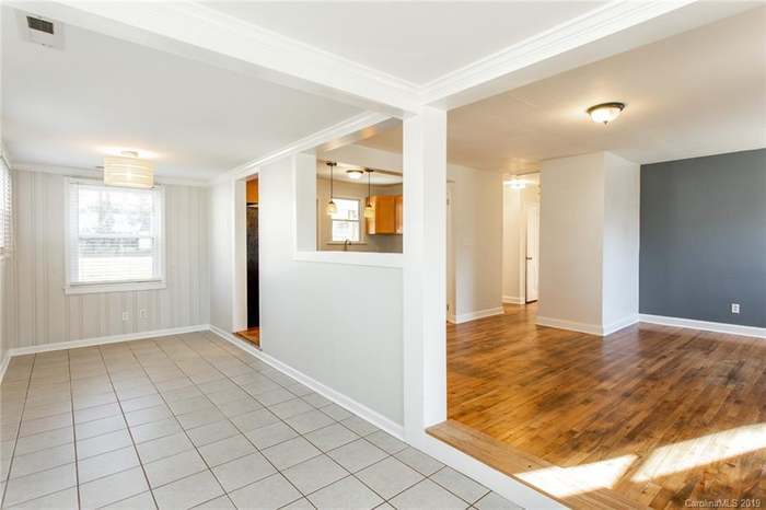 Building Photo - 1429 Winston Dr