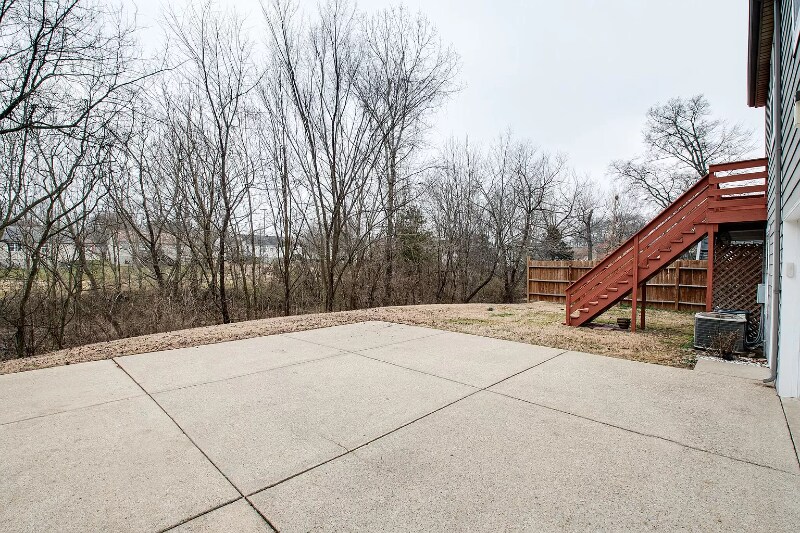 Building Photo - 191 Northlake Dr