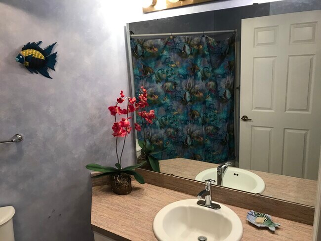 Bathroom 1 - 1508 Vista Cove Rd