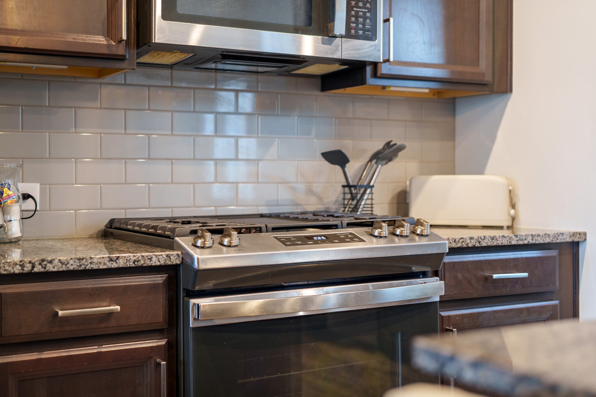 Building Photo - 1554 Ridgebrook Downs