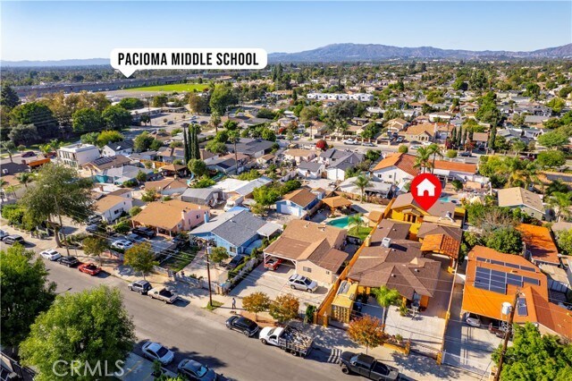 Building Photo - 13249 Kagel Canyon St