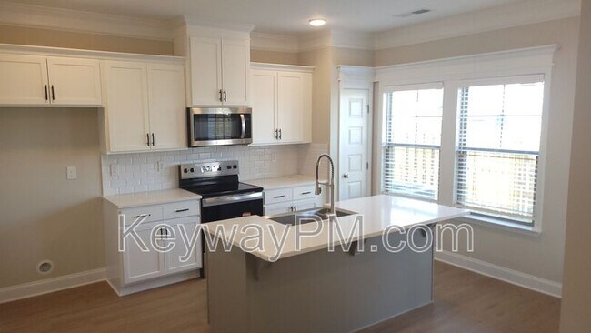 Building Photo - 1115 Jolly Ln