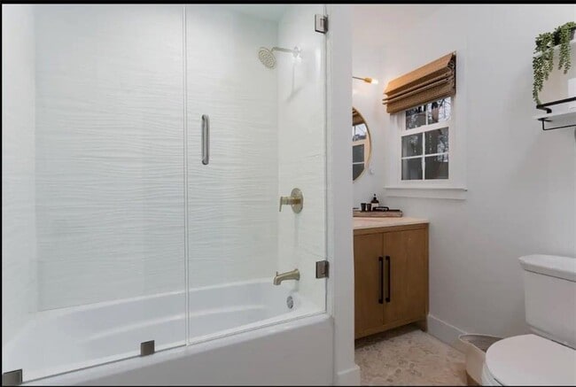 Building Photo - 42 Wooding Pl