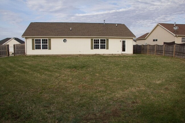 Building Photo - 1515 Candlewick Ln