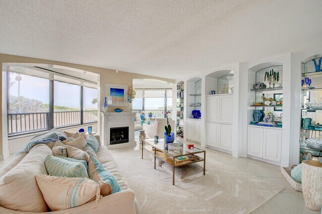 Building Photo - 2400 S Ocean Dr