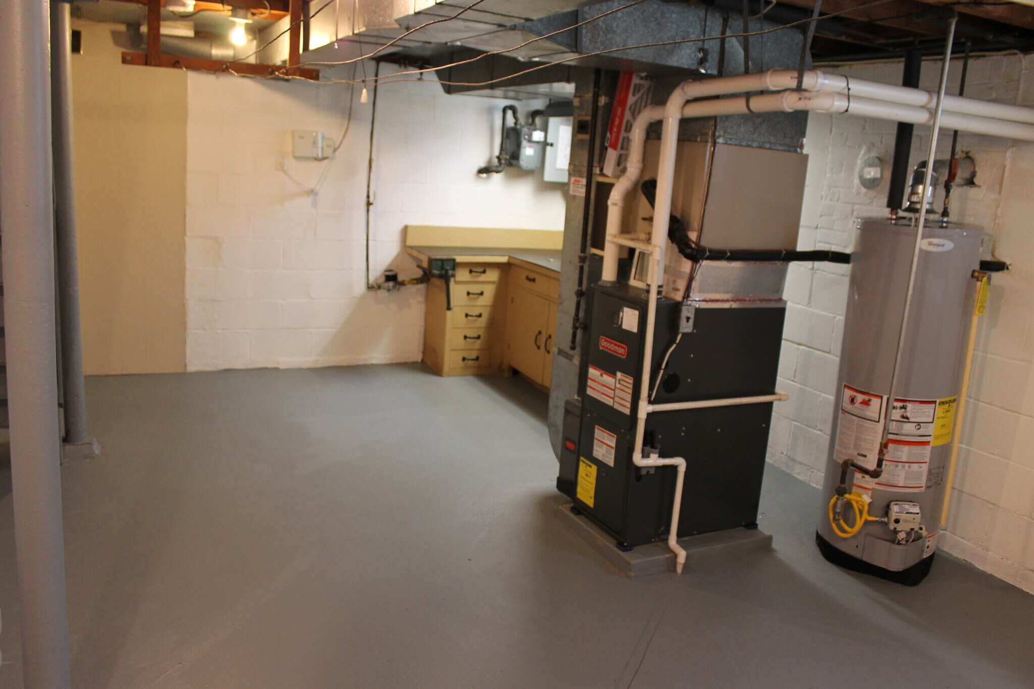 Building Photo - 300 Barclay Avenue