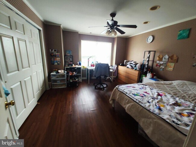 Building Photo - 110 Canterbury Ln