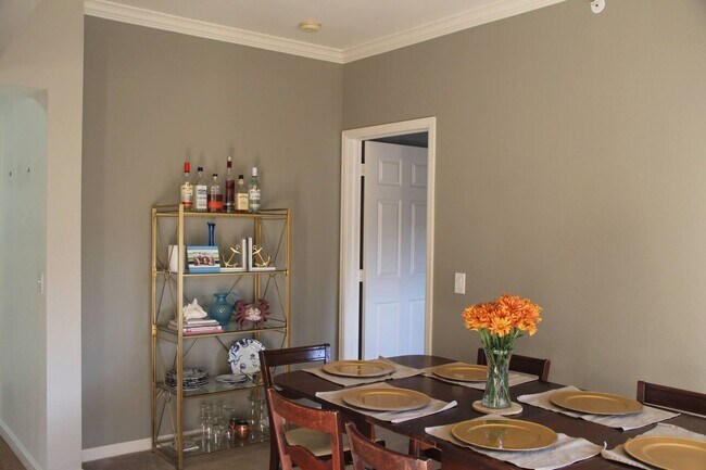 Building Photo - 7483 S Quail Cir