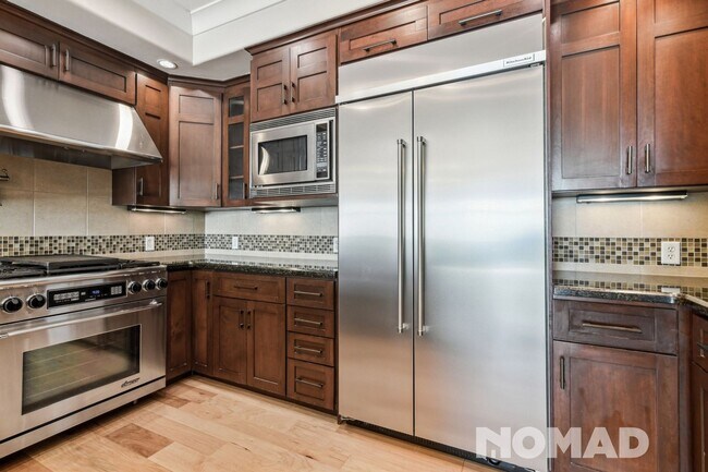 Building Photo - Charming 3BR Townhome in Scottsdale