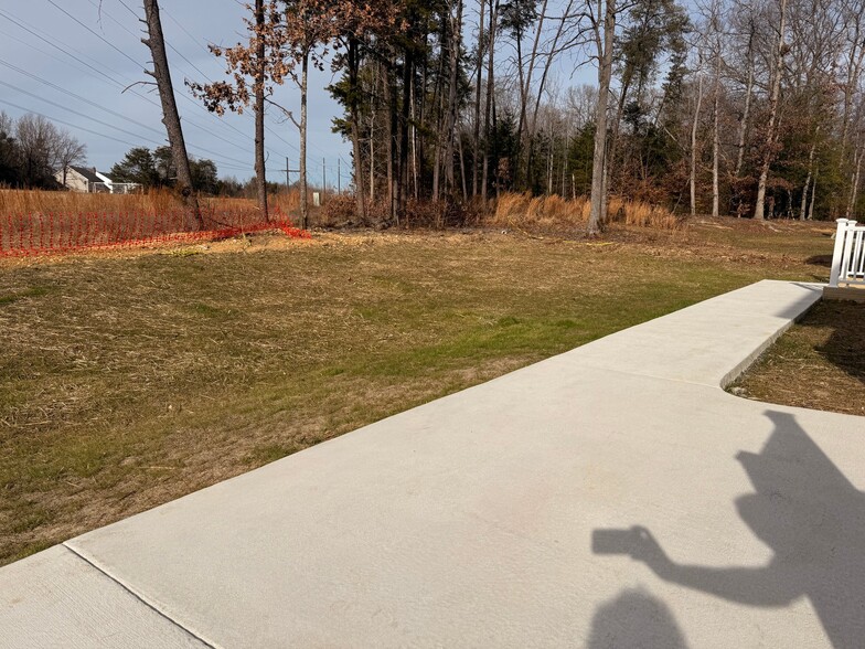 Building Photo - 10402 Laurel Ridge Way