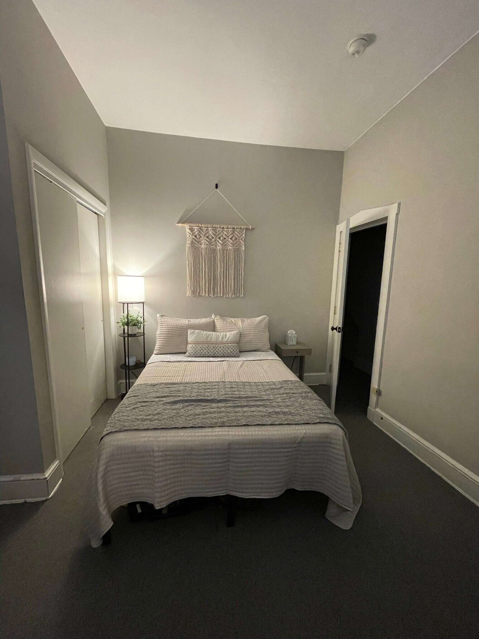 bedroom 1 - 137 E Lemon St