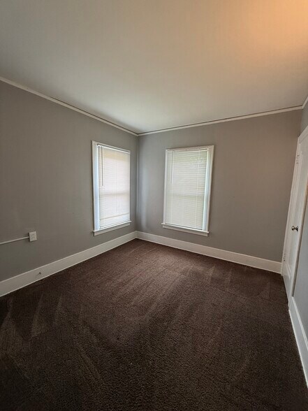 Bedroom 3 - 5287 Spokane St